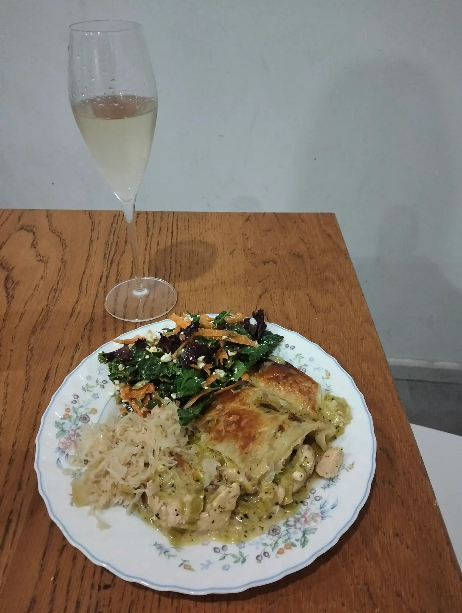 Chicken leek pie